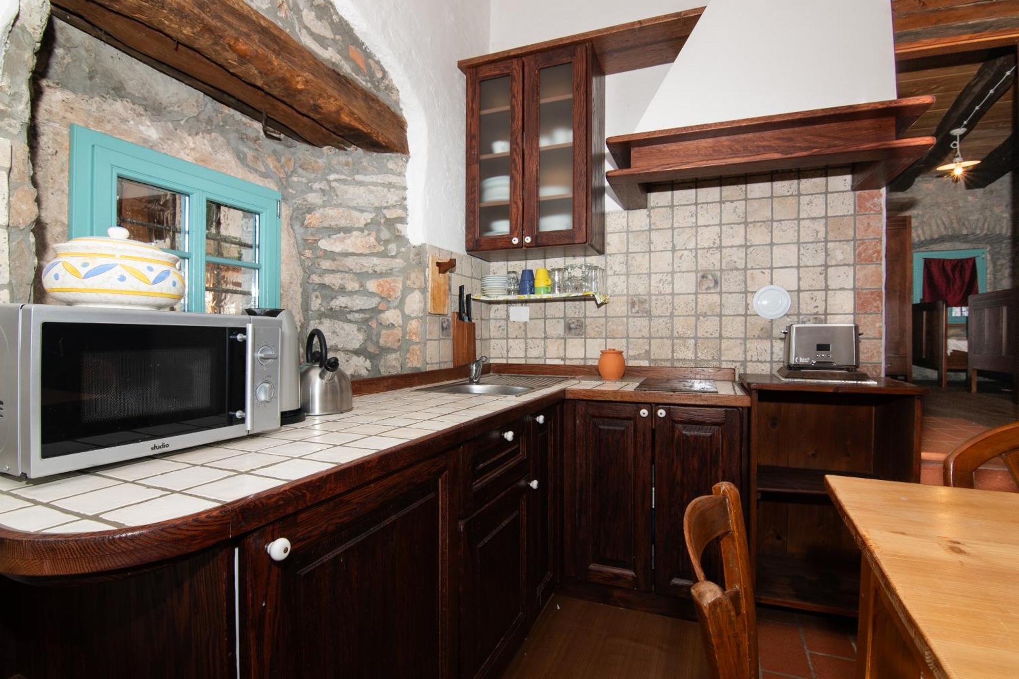 Apartments Valentinus 1800 Sežana المظهر الخارجي الصورة