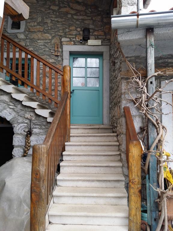 Apartments Valentinus 1800 Sežana المظهر الخارجي الصورة